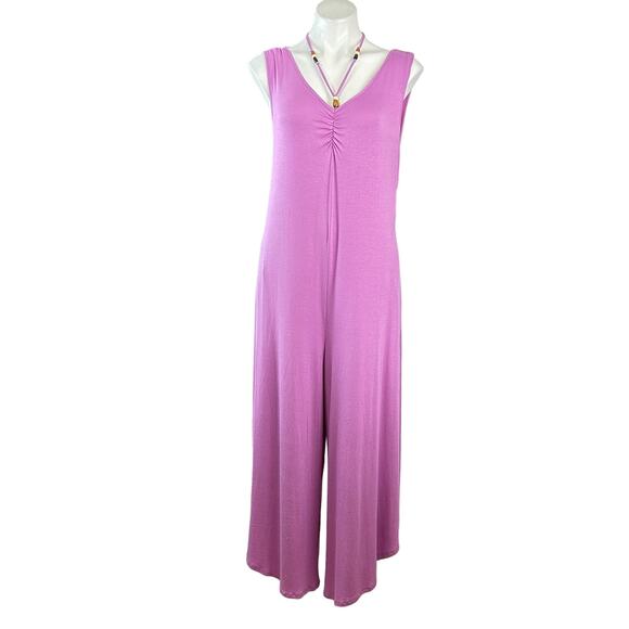 New York & Co. | Beaded Halter Neck Jumpsuit Violet. NWT. Size medium - Picture 3 of 9